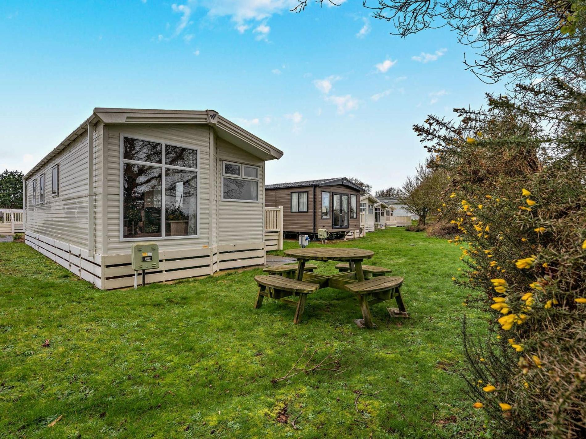 3 Bed In Ventnor 94278 Villa Rookley Exterior photo